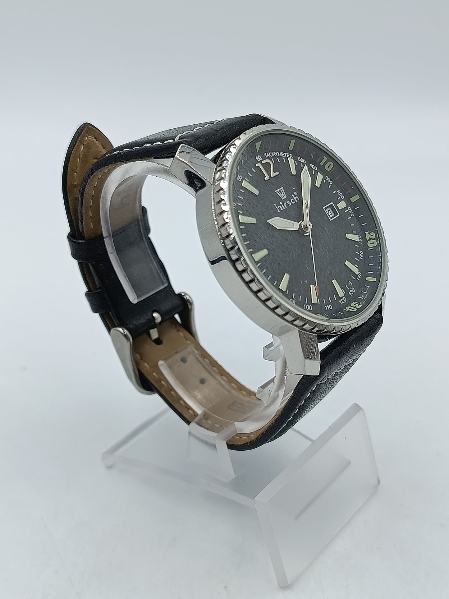 Hirsch Herren Uhr Tachymeter Datum Quarz Edelstahl Lederarmband Sport