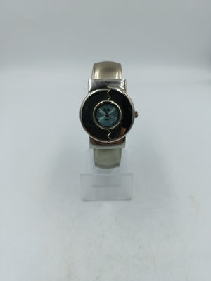 G.K. Damen Armreif Uhr Silber Blau Quarz Designuhr verstellbar