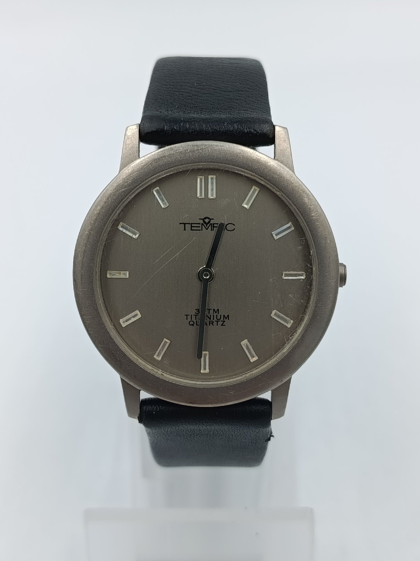 TEMPTIC Herren Uhr Titan 3ATM Quarz Armbanduhr schwarz schlicht