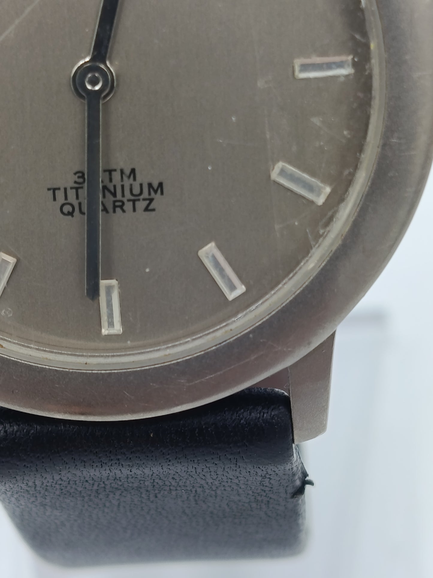 TEMPTIC Herren Uhr Titan 3ATM Quarz Armbanduhr schwarz schlicht