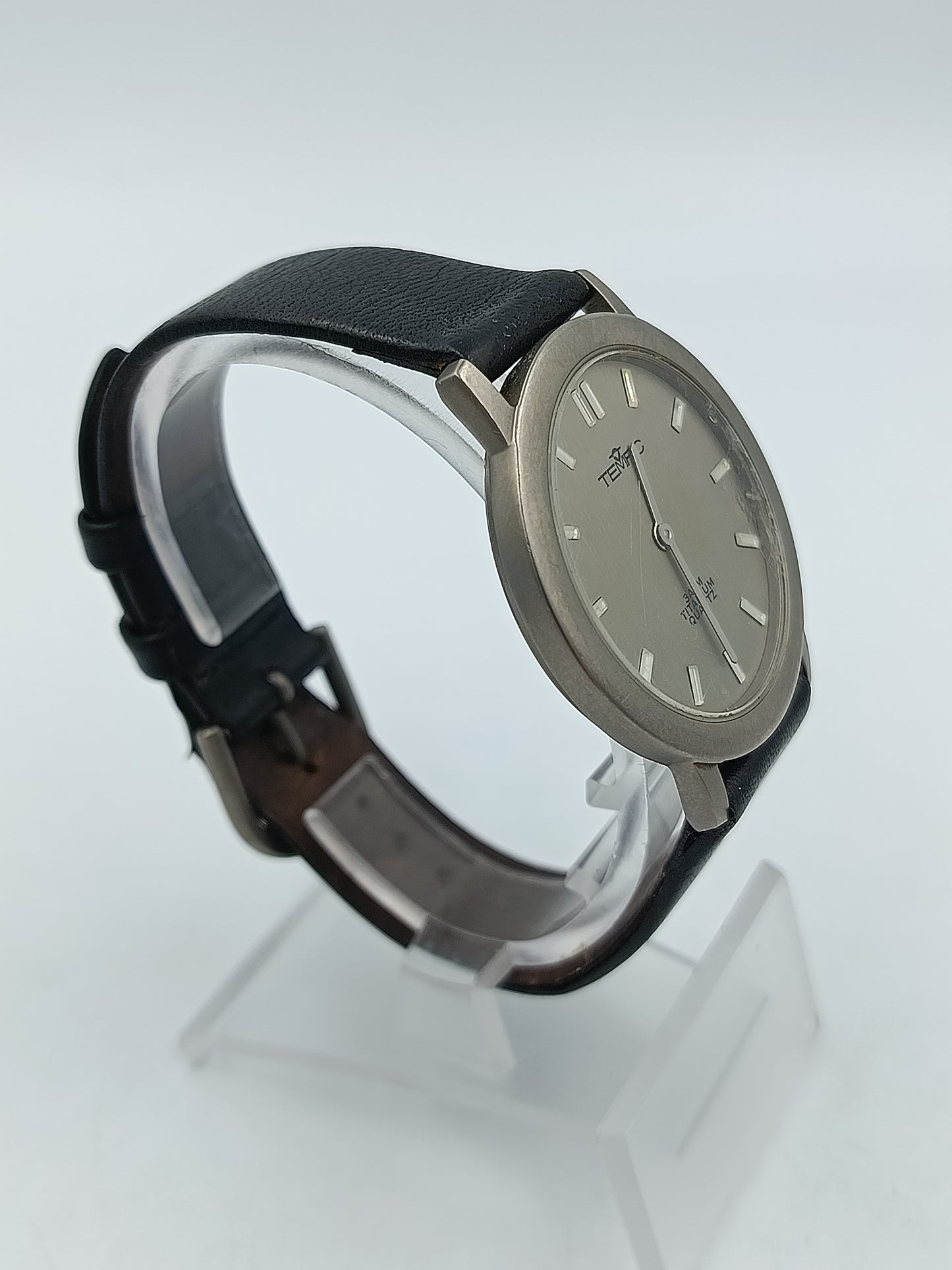 TEMPTIC Herren Uhr Titan 3ATM Quarz Armbanduhr schwarz schlicht