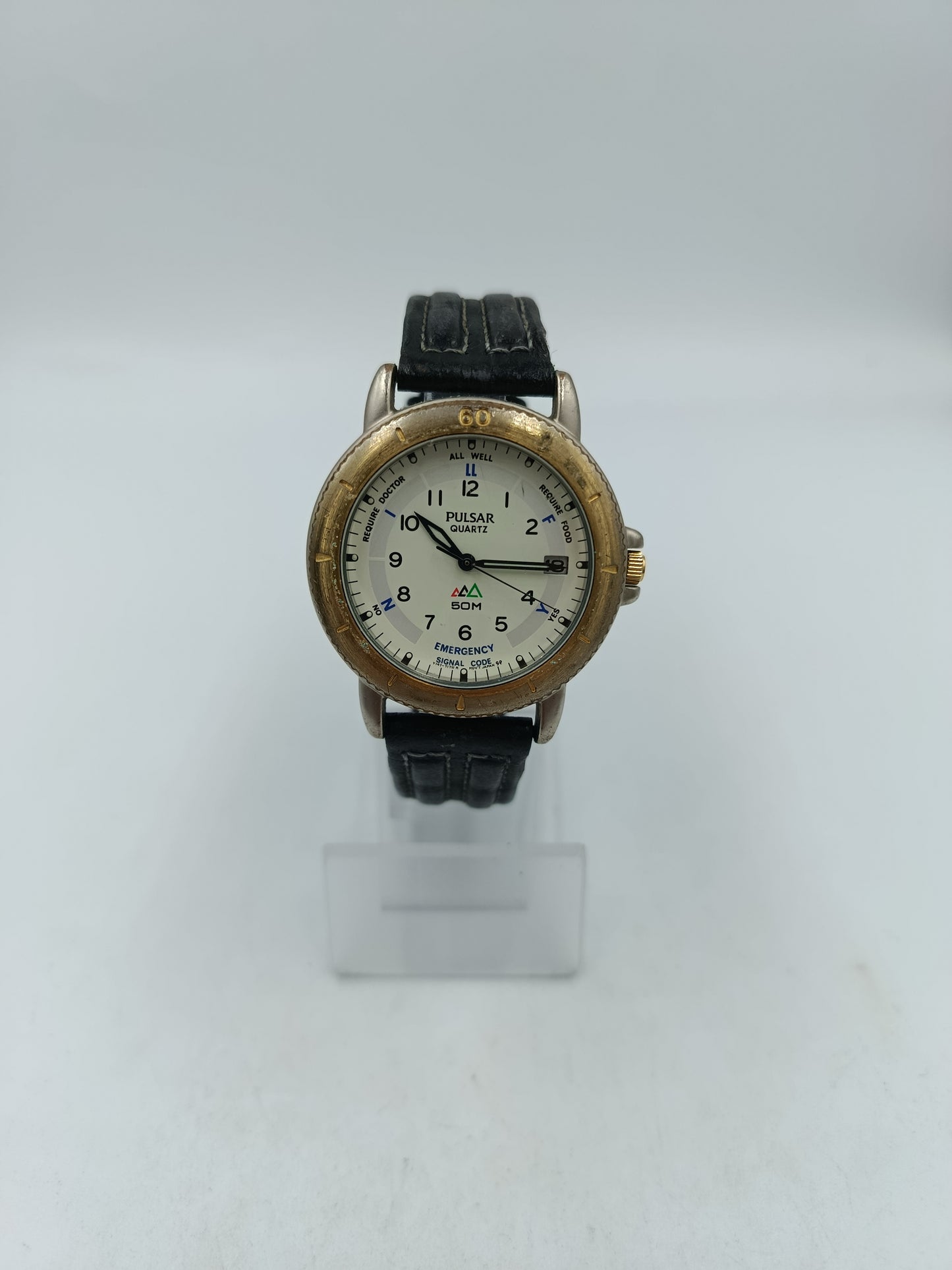 Pulsar Herren Uhr 50M Quarz Datum Vintage Outdoor Emergency Dial
