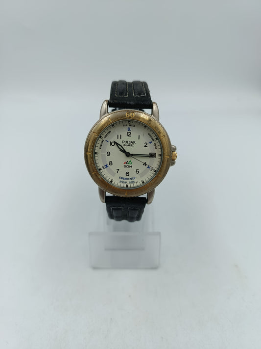 Pulsar Herren Uhr 50M Quarz Datum Vintage Outdoor Emergency Dial