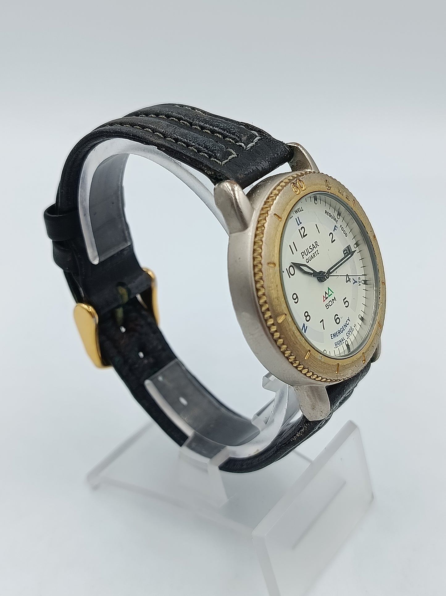 Pulsar Herren Uhr 50M Quarz Datum Vintage Outdoor Emergency Dial