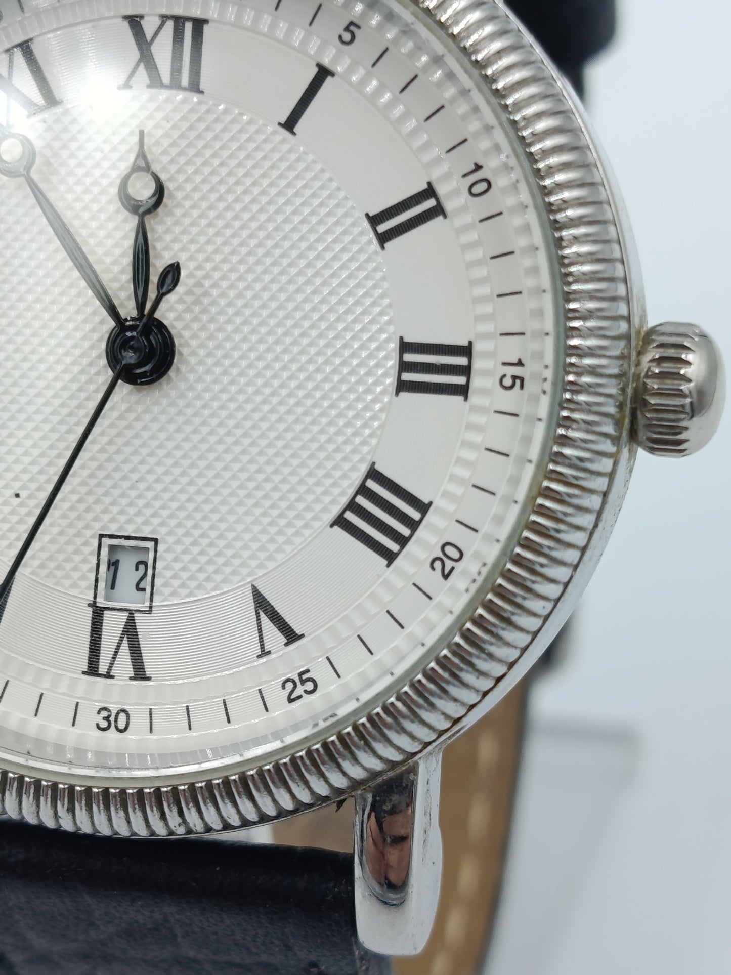 Hirsch Herren Uhr Edelstahl Datum Klassisch Römische Zahlen Quarz