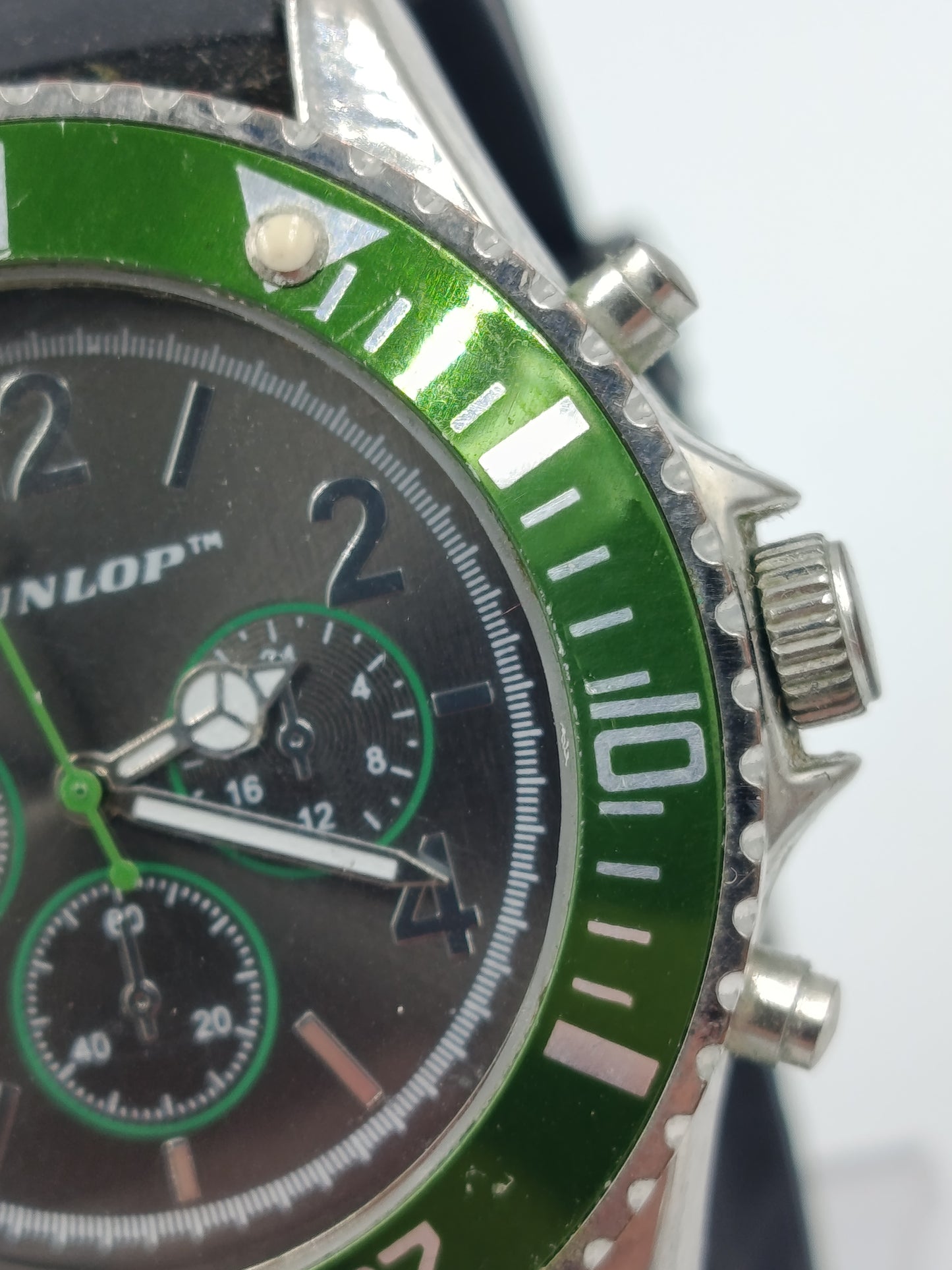 Dunlop Chronograph Herren Uhr Grün Schwarz Sport Taucheruhr Style