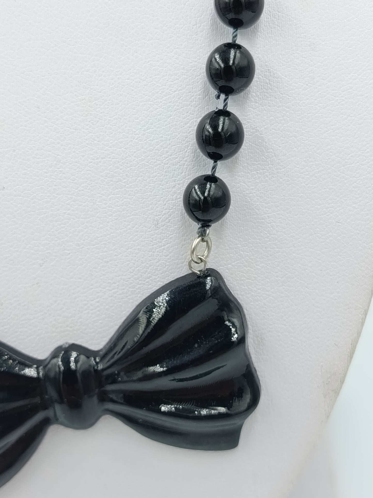 Vintage Halskette Schleife Schwarz Perlenkette 49cm Retro Statement