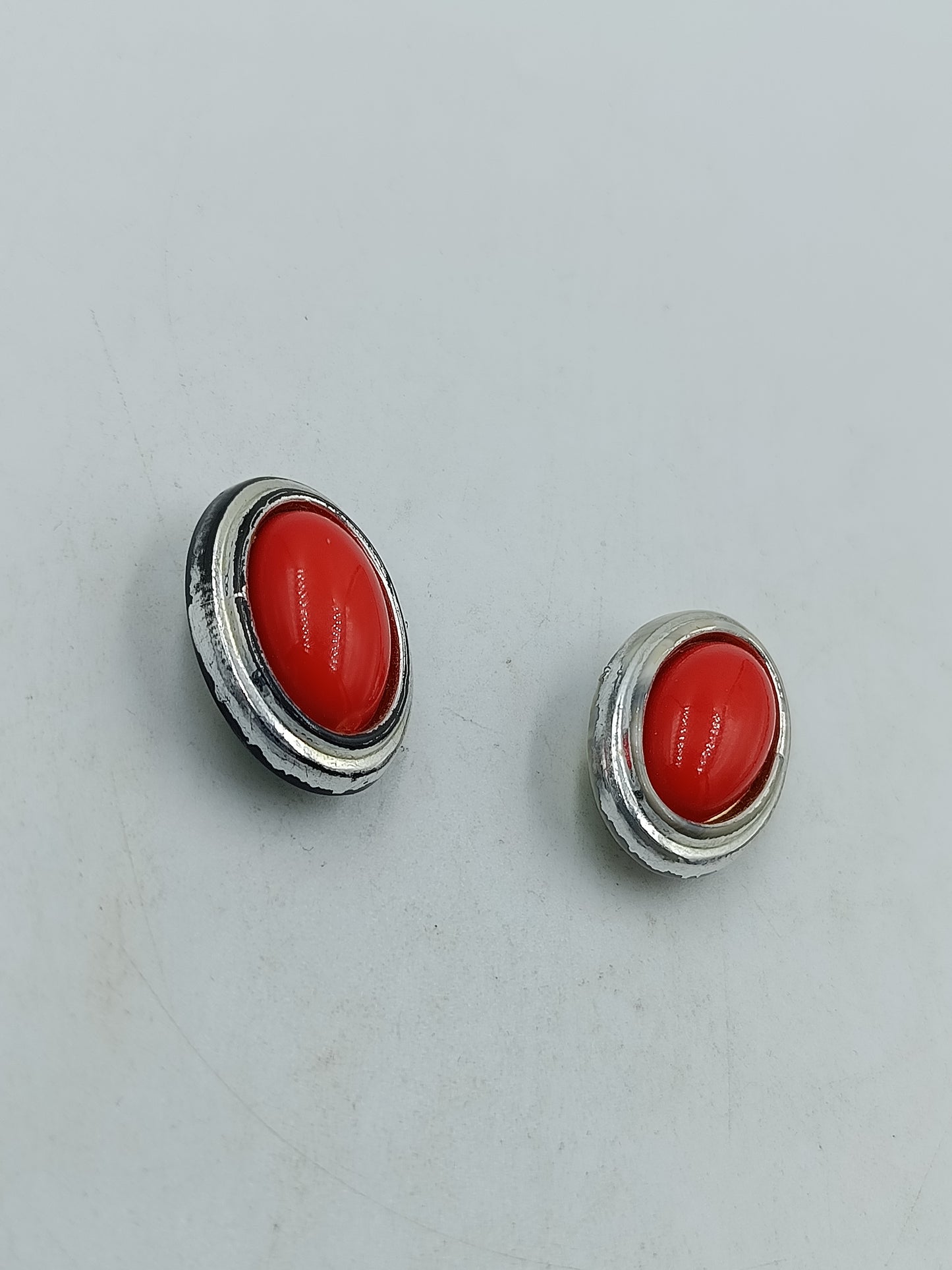 Vintage Ohrclips rot Cabochon silberfarben Retro Schmuck Ohrringe