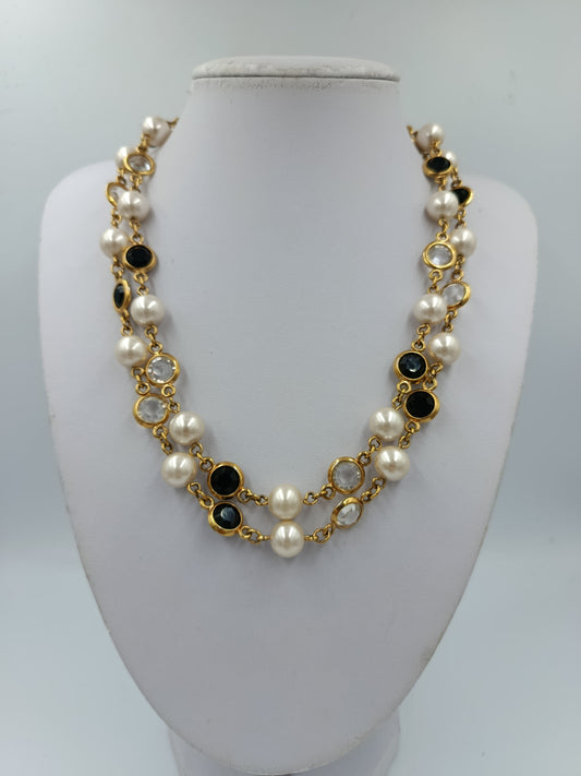 Elegante Perlenkette goldfarben mit schwarzen und klaren Steinen Vintage Stil