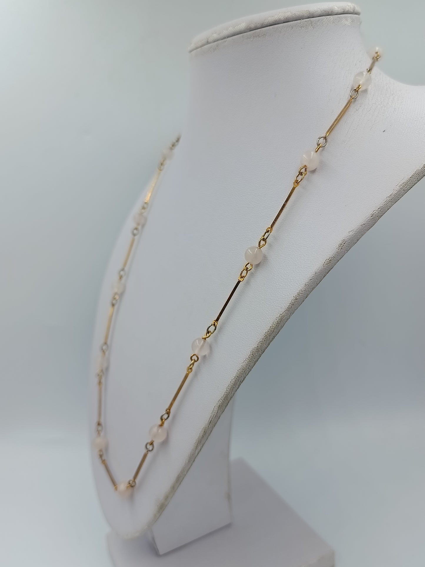 Vintage Halskette Goldfarben mit weißen Perlen Kugeln Elegant