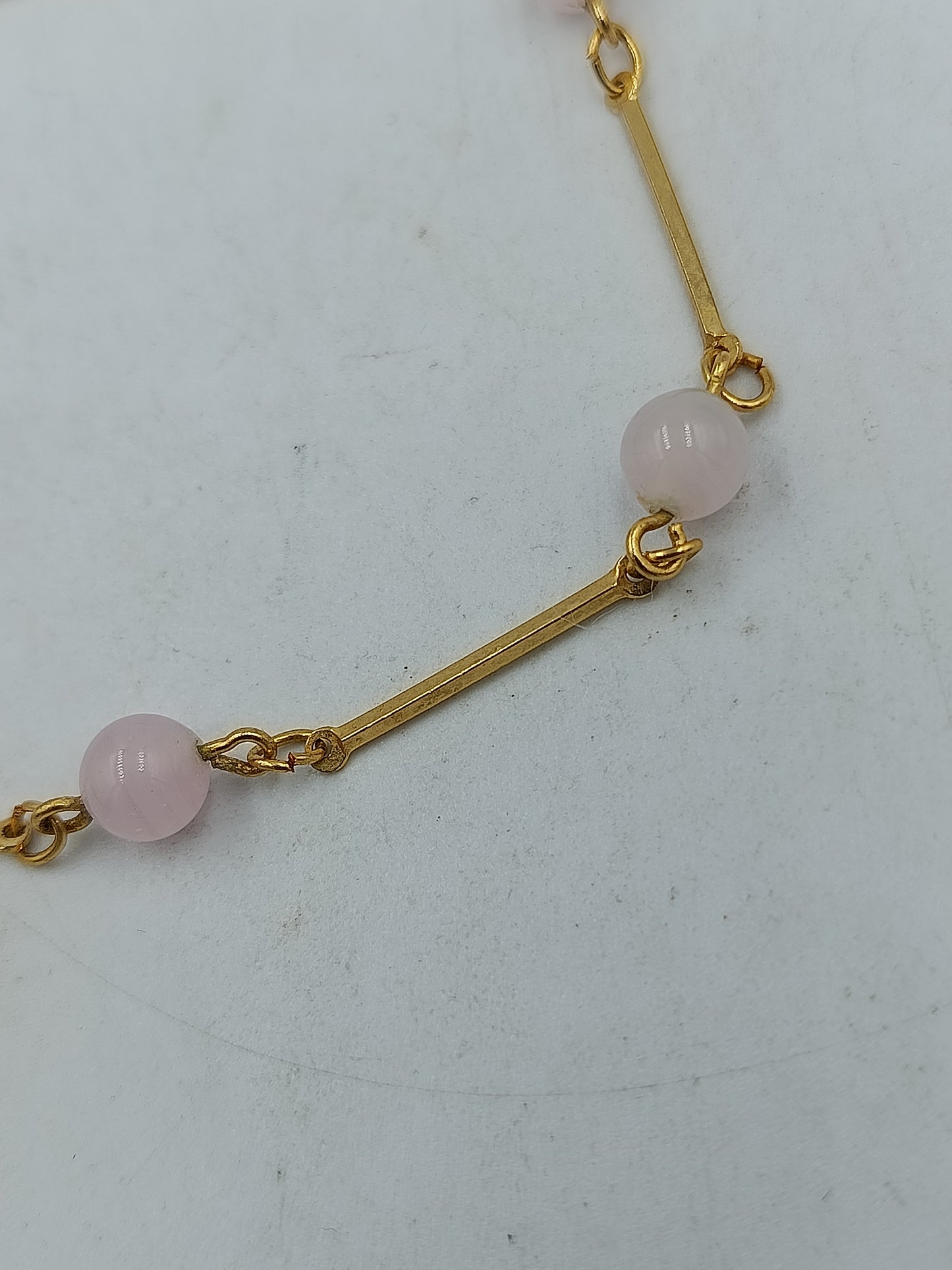 Elegantes Perlenarmband Gold & Rosa – Zartes minimalistisches Design
