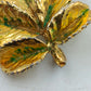 Vintage Brosche Blattmotiv  goldfarben mit grüner Patina