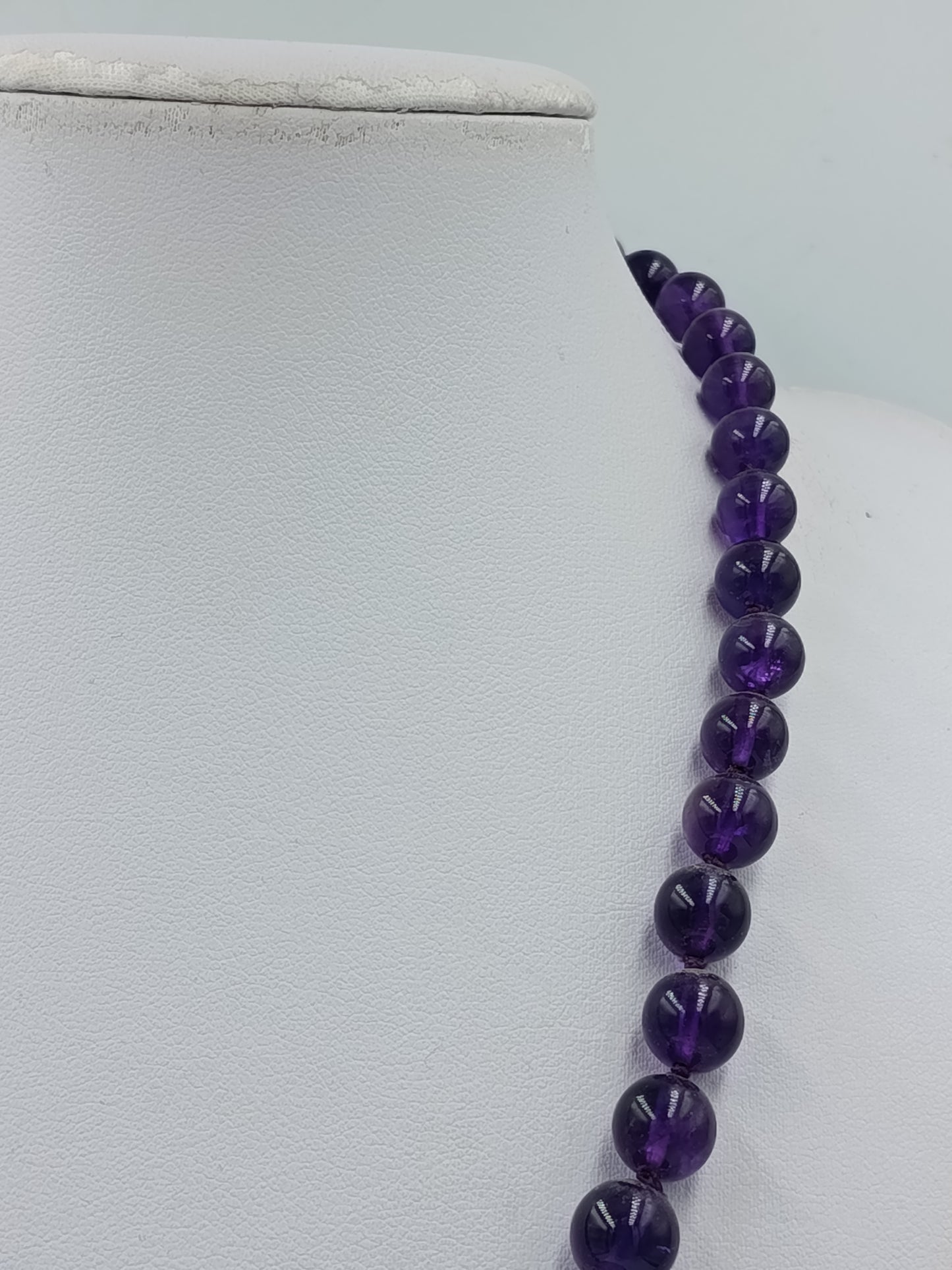 Vintage Amethyst Kugelkette Lila Edelstein elegant mit runden Amethyst-Perlen