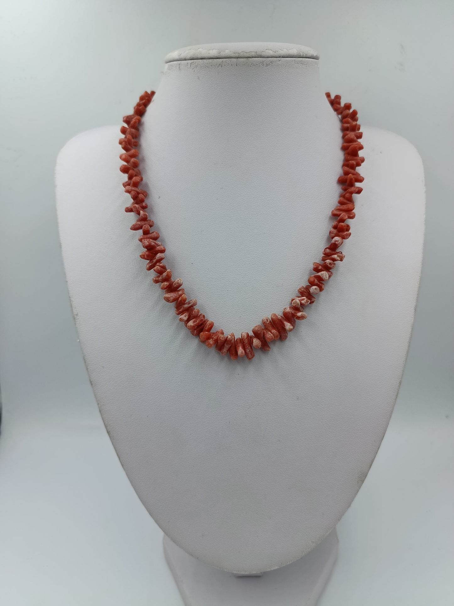 Vintage Korallen Kette Rot Naturstein Splitterkette elegant in warmem Rotton