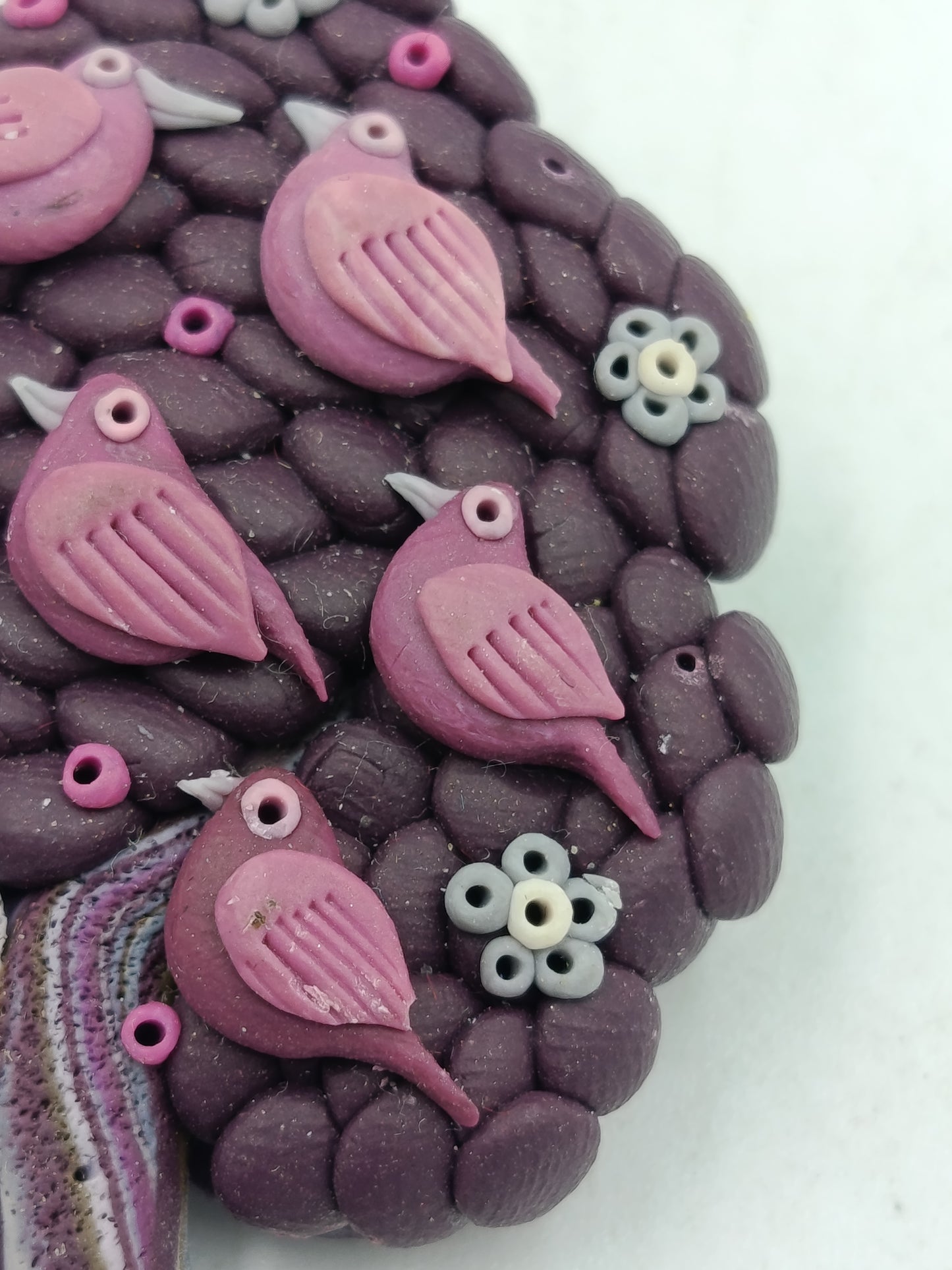 Handgefertigte Brosche Baum mit Vögeln Polymer Clay Unikat