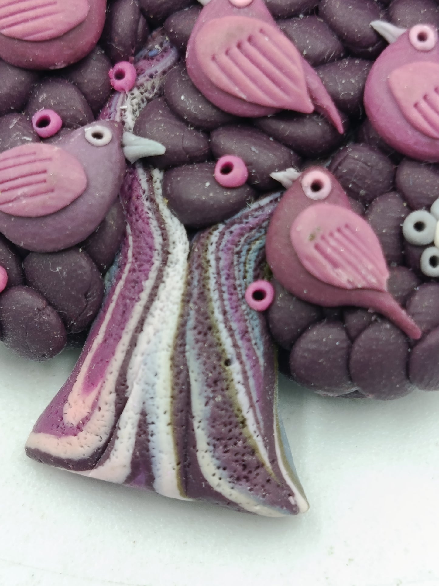 Handgefertigte Brosche Baum mit Vögeln Polymer Clay Unikat