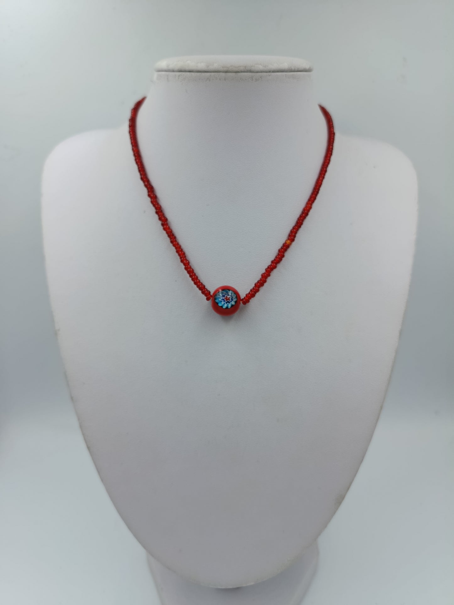 Feine Rote Glasperlenkette mit Millefiori Anhänger 40 cm