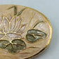 Wunderschöne Vintage Brosche Seerose Emaille Goldfarben Oval