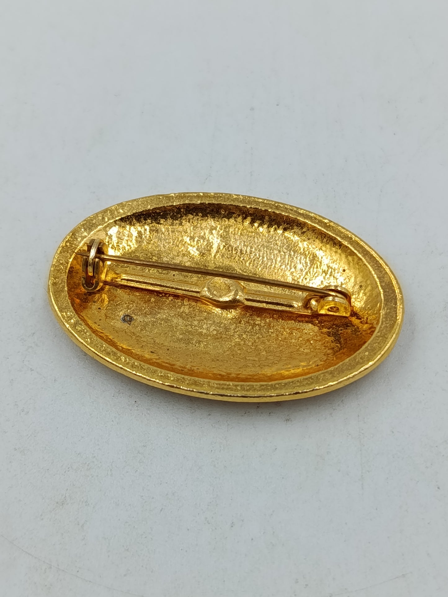 Wunderschöne Vintage Brosche Seerose Emaille Goldfarben Oval