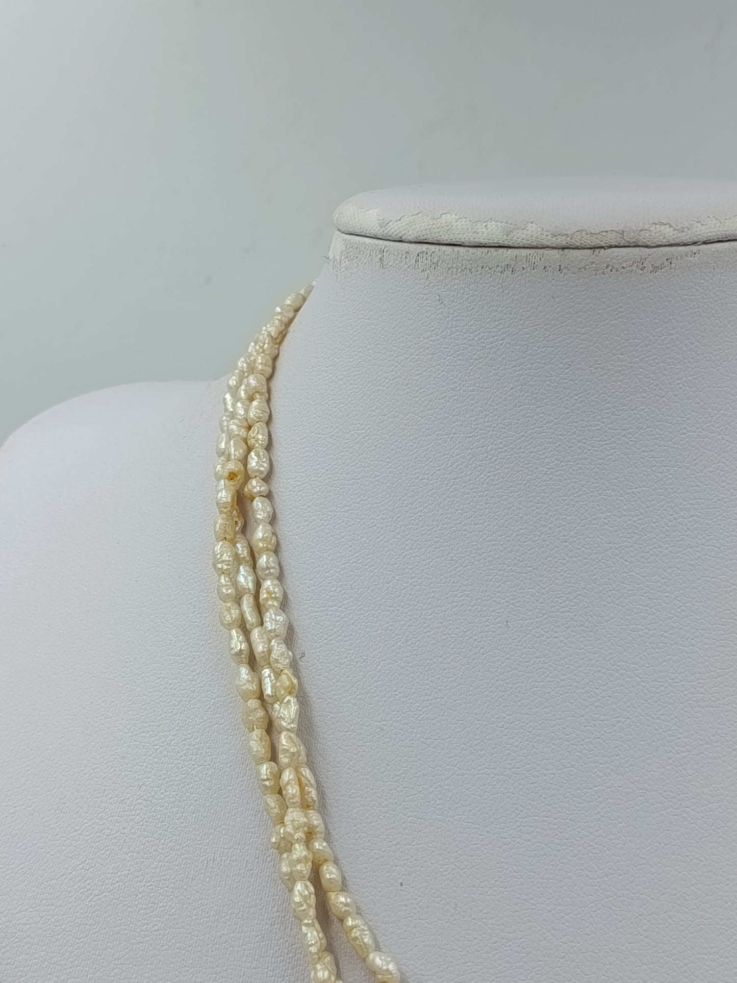 Vintage Perlenkette mehrreihig Cremeweiß klassisch elegant