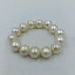 Perlenarmband groß creme elastisch elegant klassisch Schmuck