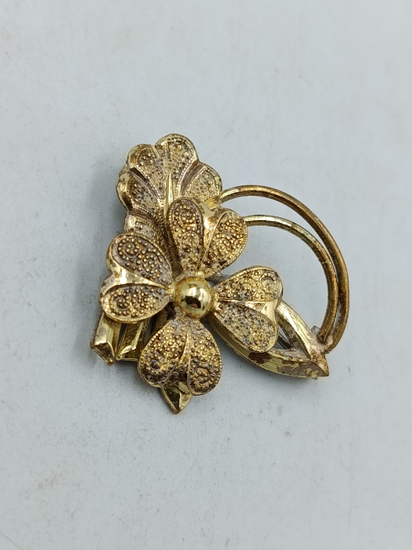 Vintage Brosche Blume Goldfarben Glitzer Design elegant klein