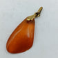 Vintage Anhänger Bernsteinoptik AM gestempelt orange Tropfenform