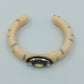 Vintage Armreif Knochenoptik Ethno Stil mit Metallornament offen