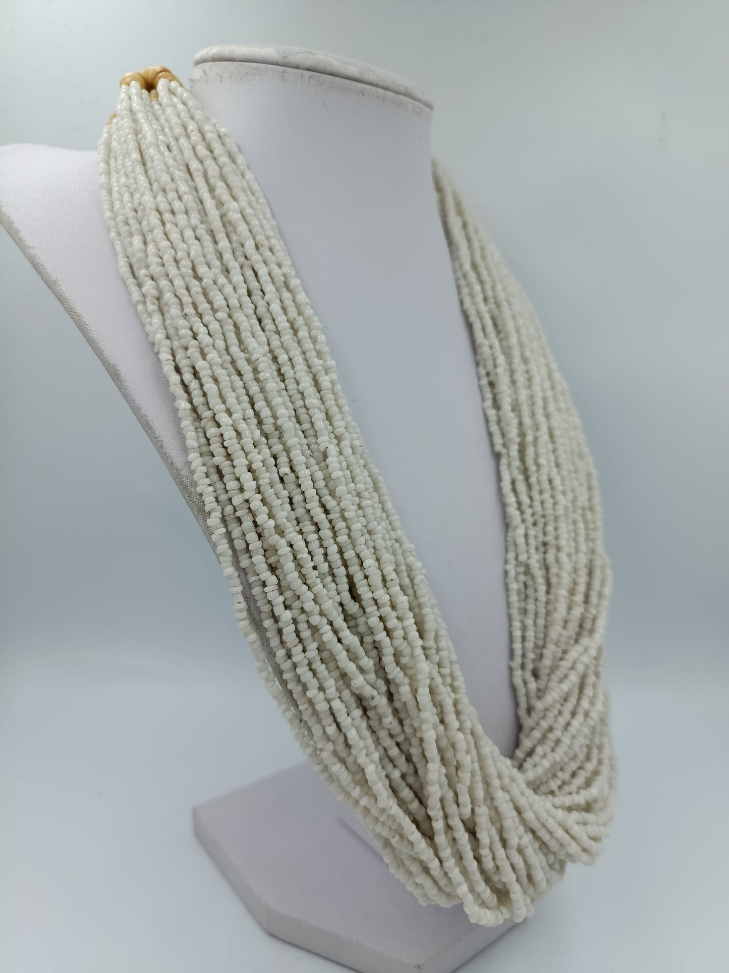 Statement Kette mehrreihig weiß Glasperlen Ethno Boho Collier