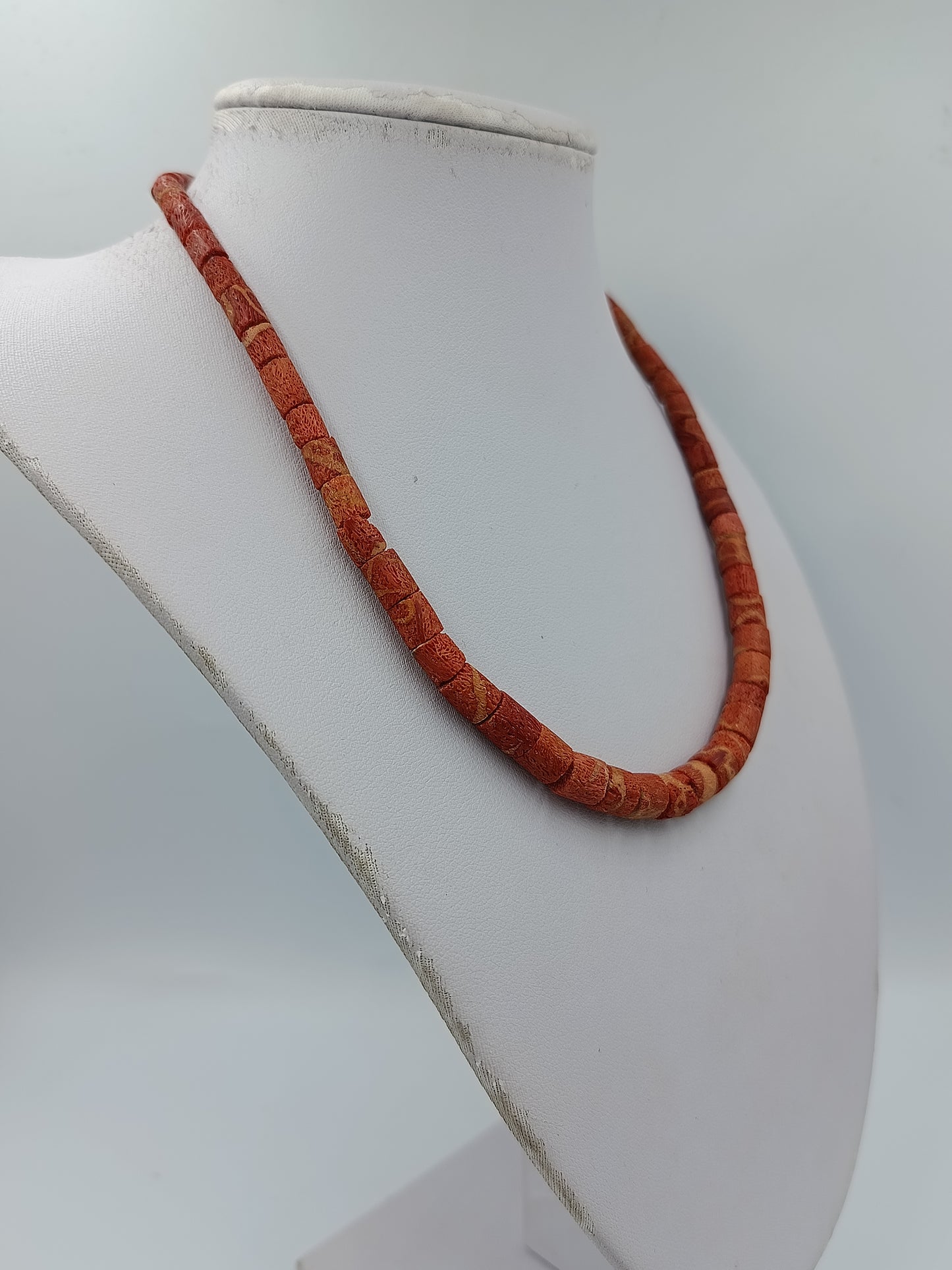 Vintage Halskette rot Naturstein Zylinderperlen Collier Ethno minimalistisch