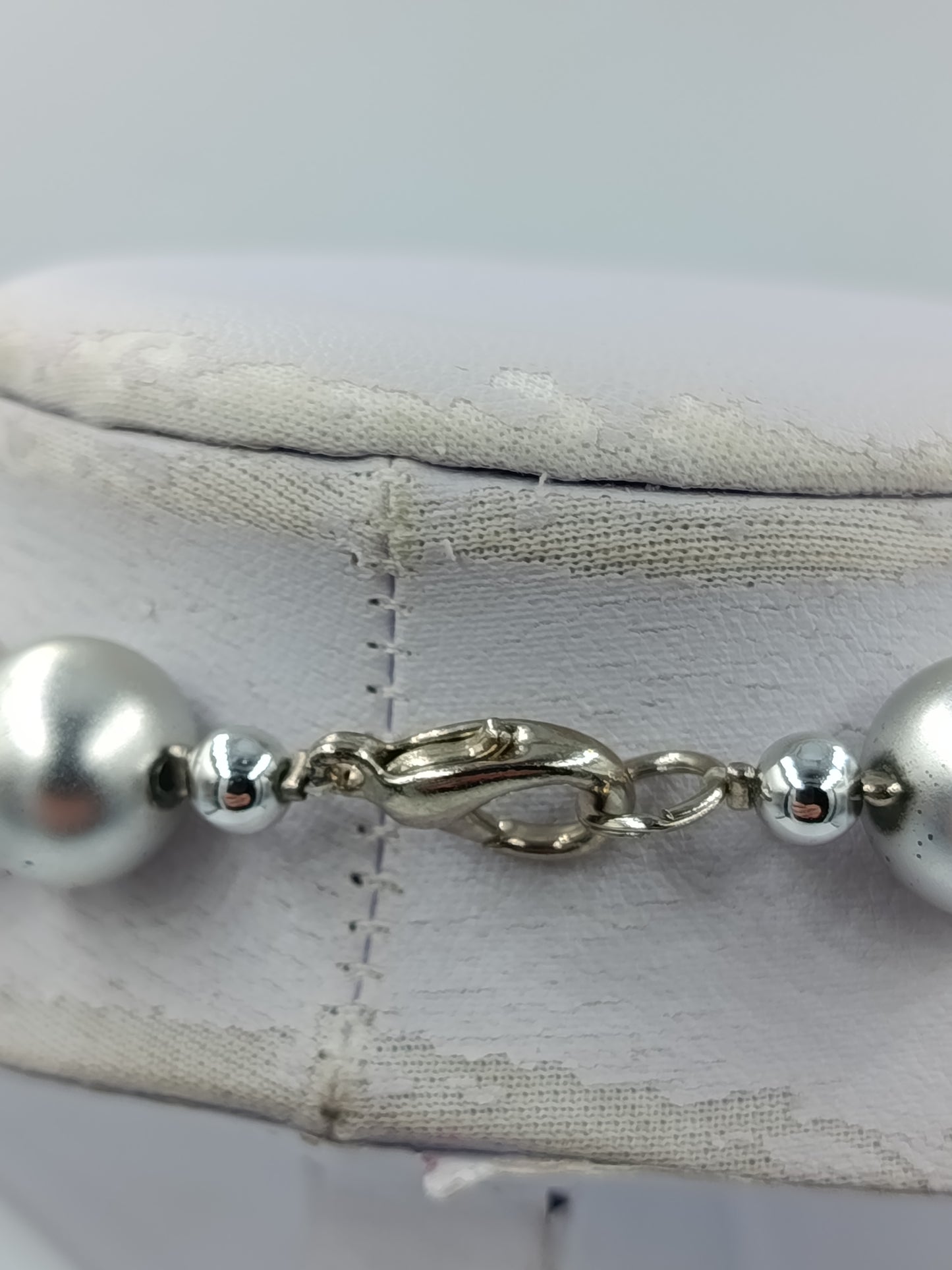 Vintage Perlenkette Silber Grau Große Kugelperlen Statement Halskette 44,5 cm