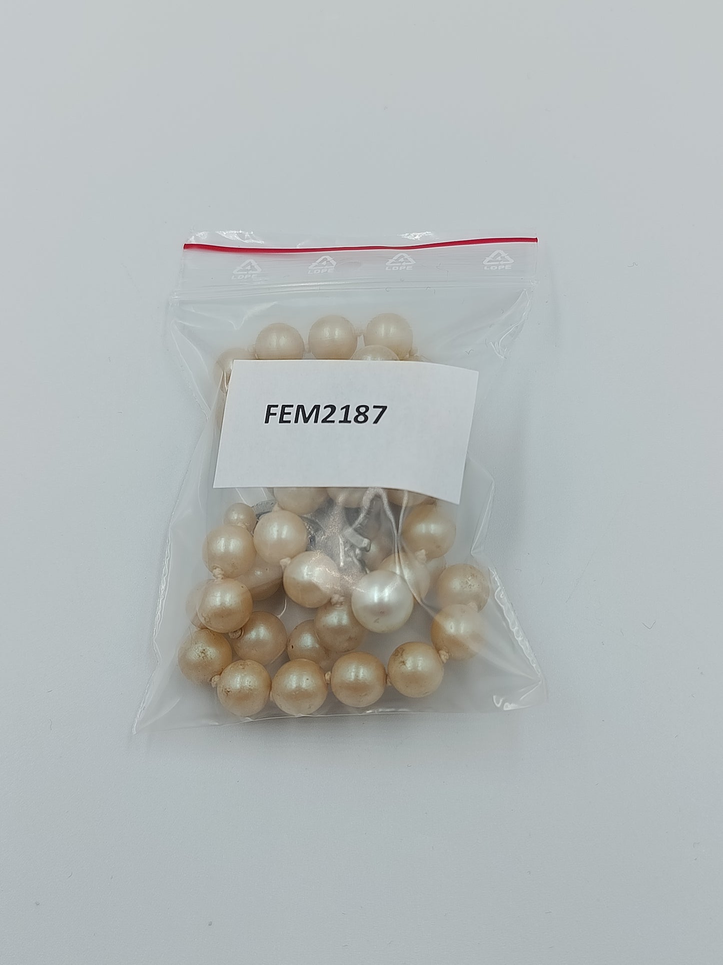 Vintage Perlenkette mit Strass Schließe Anhänger klassisch elegant