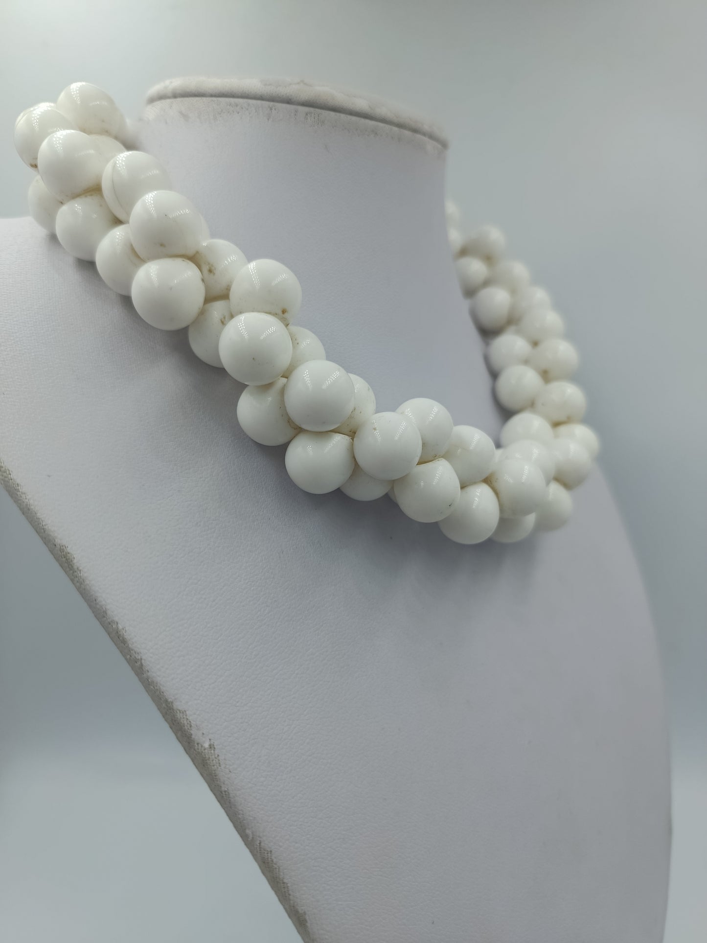 Statement Kette weiß Kugeln Vintage Look auffällig