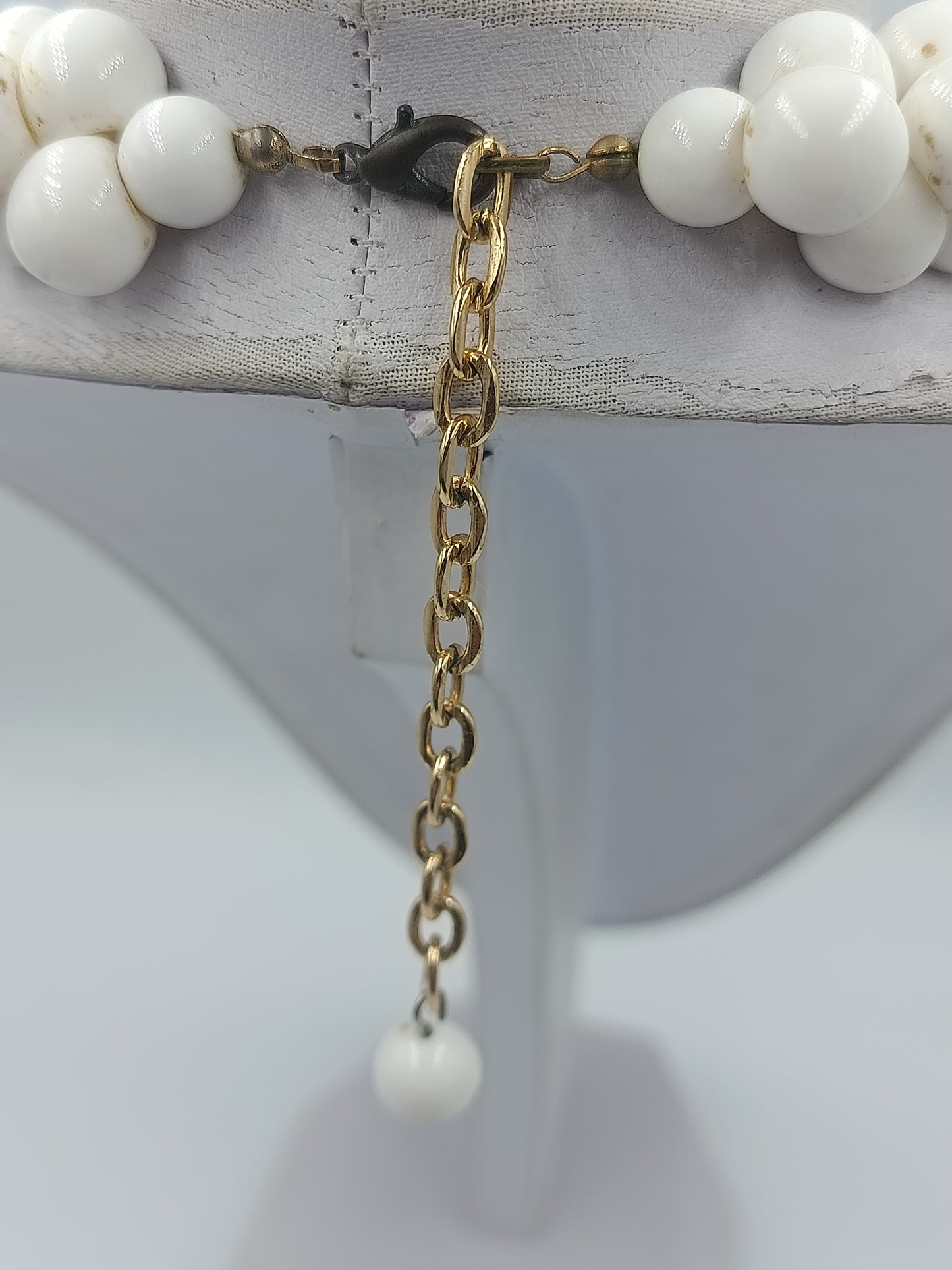 Statement Kette weiß Kugeln Vintage Look auffällig