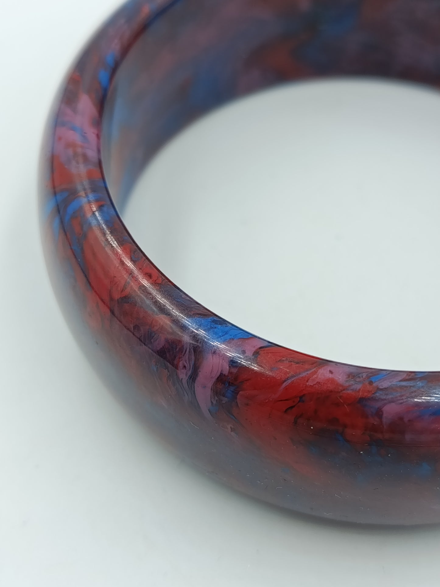 Vintage Armreif Marmoriert  Rot Blau Statement Bangle