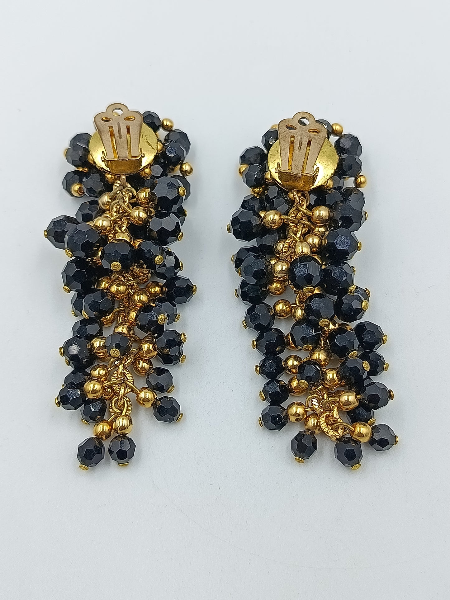 Vintage Statement Ohrclips Schwarz Gold – Facettierte Glasperlen
