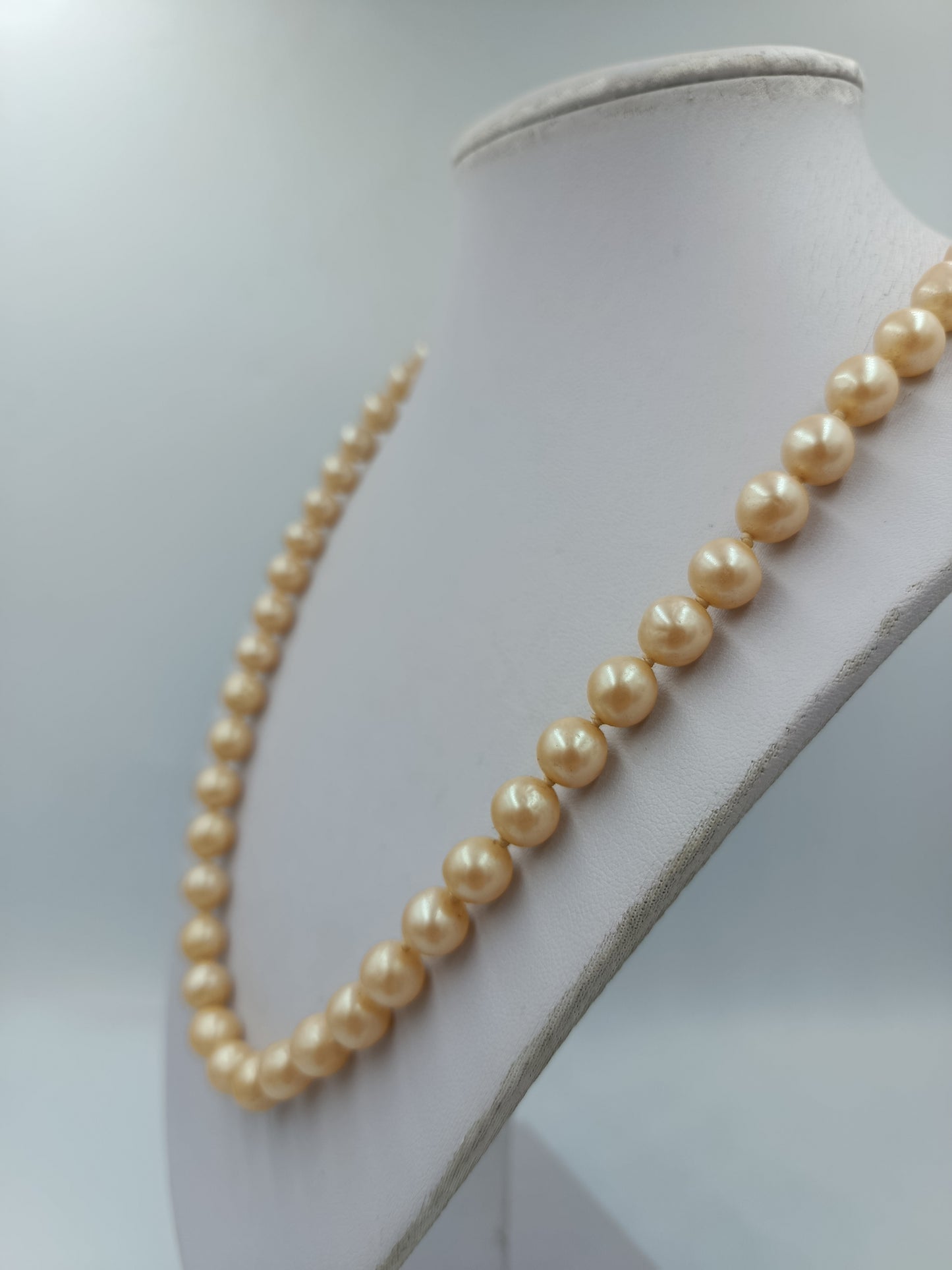 Vintage Perlenkette Apricot mit Zier Schließe  Klassisch  Elegant