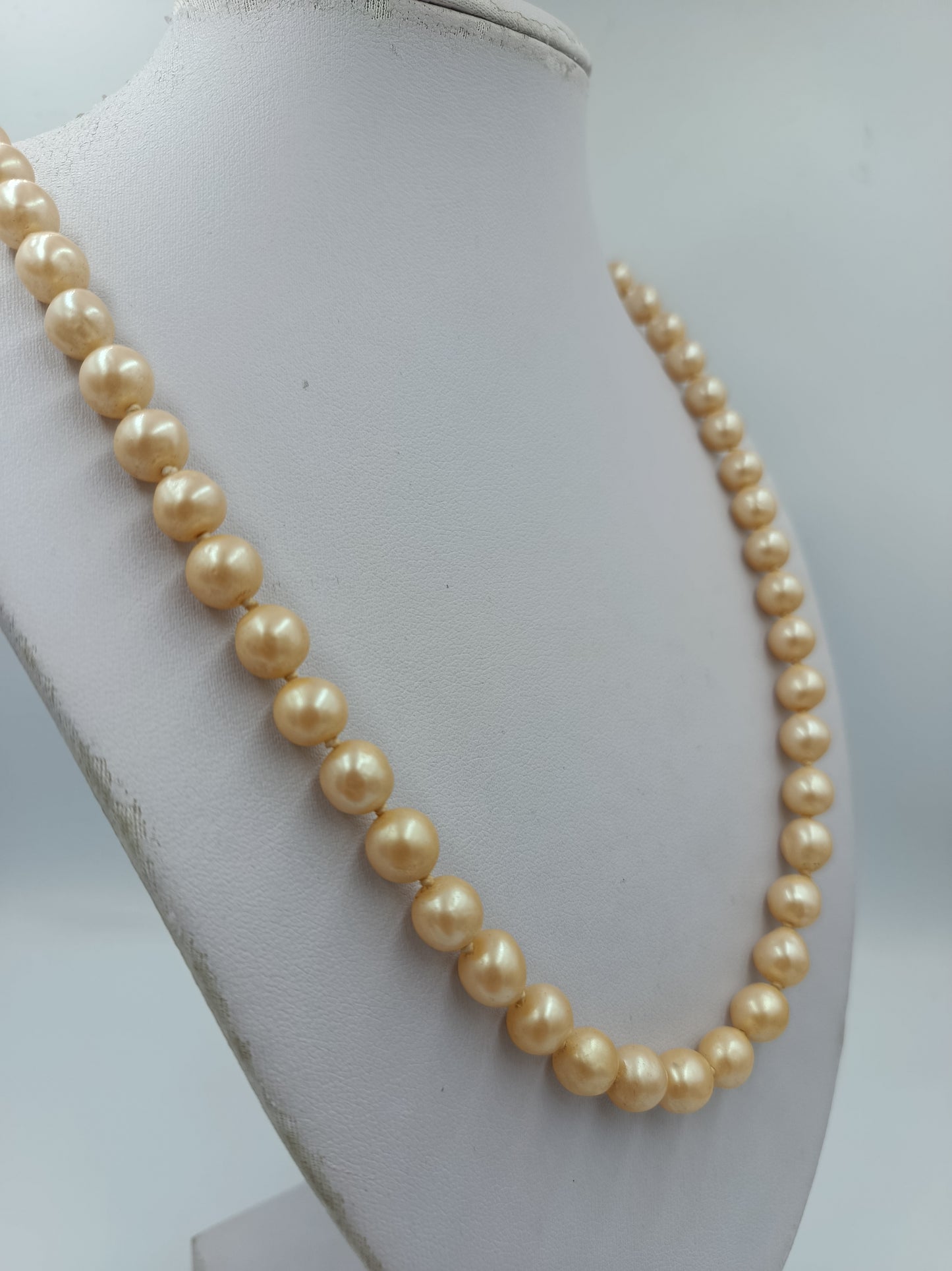 Vintage Perlenkette Apricot mit Zier Schließe  Klassisch  Elegant