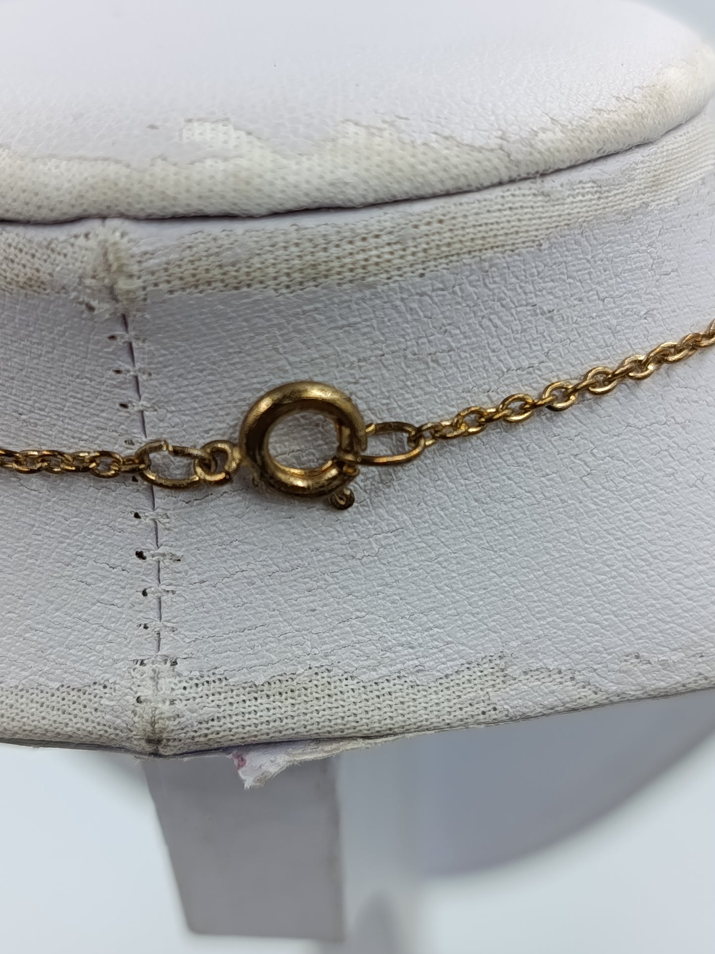 Vintage Cameo Kette Rot  Gold  Klassischer Damenanhänger im Antikstil
