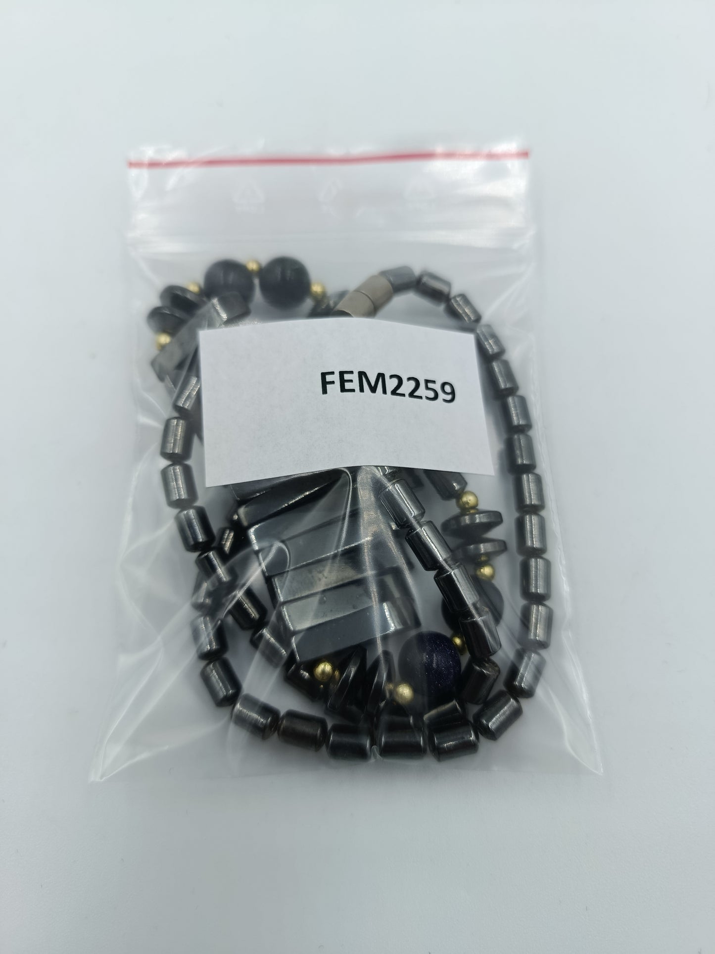 Statement Kette Schwarz Silber  Magnetverschluss und geometrisches Design