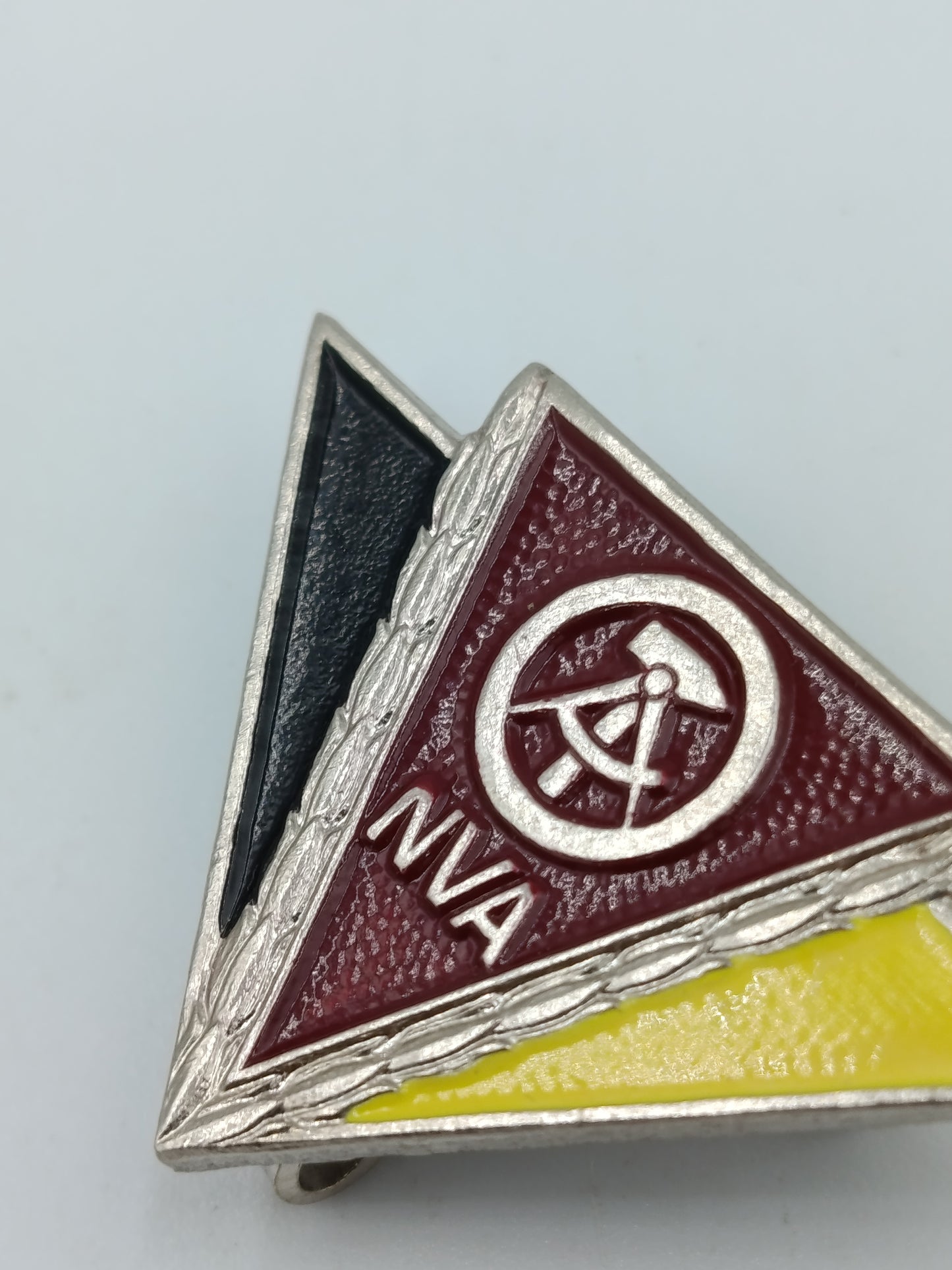 DDR NVA Abzeichen / Anstecknadel – Nationalen Volksarmee – Vintage