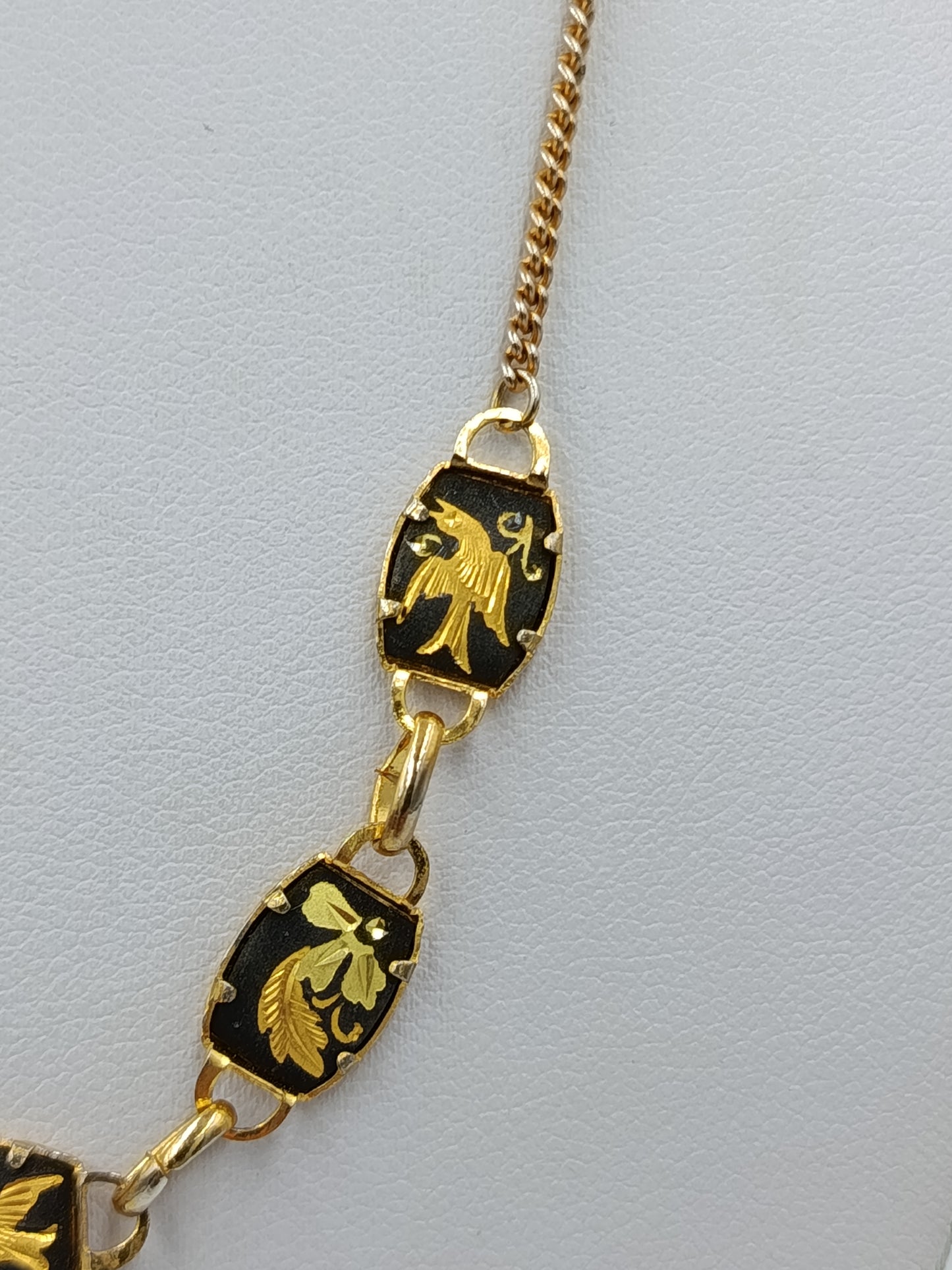 Vintage Collier mit schwarzem Emaille und goldfarbenen Vogelmotiven