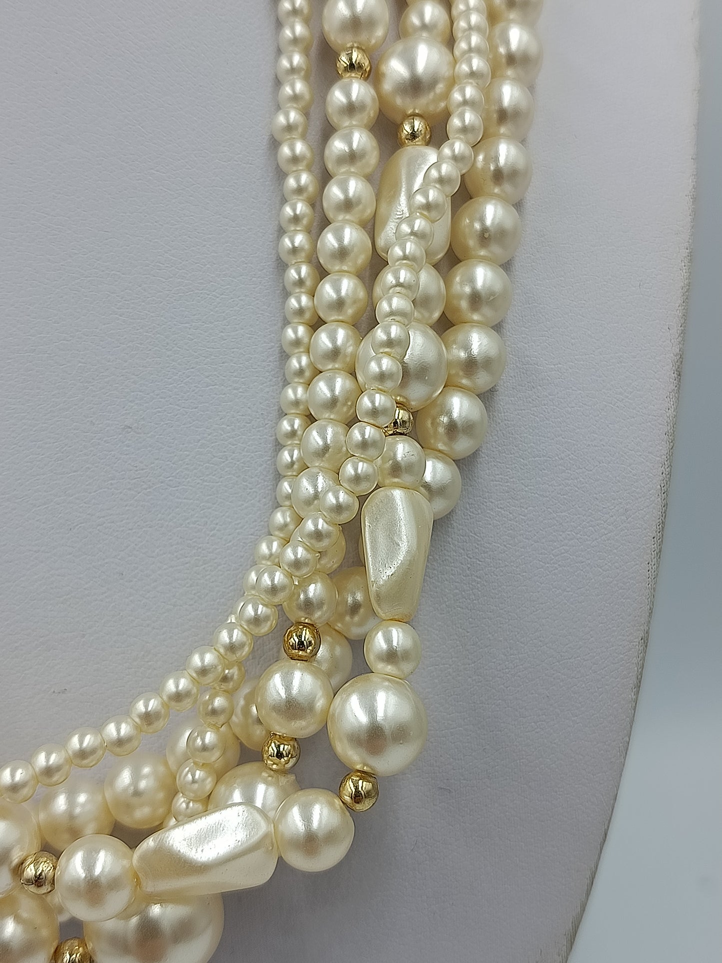 Wunderschöne Statement Perlenkette Mehrreihig Creme Vintage Collier