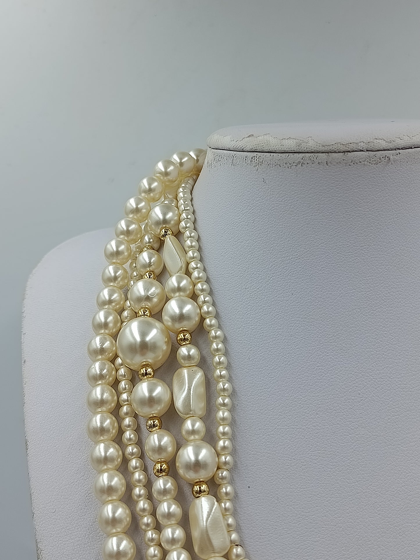 Wunderschöne Statement Perlenkette Mehrreihig Creme Vintage Collier