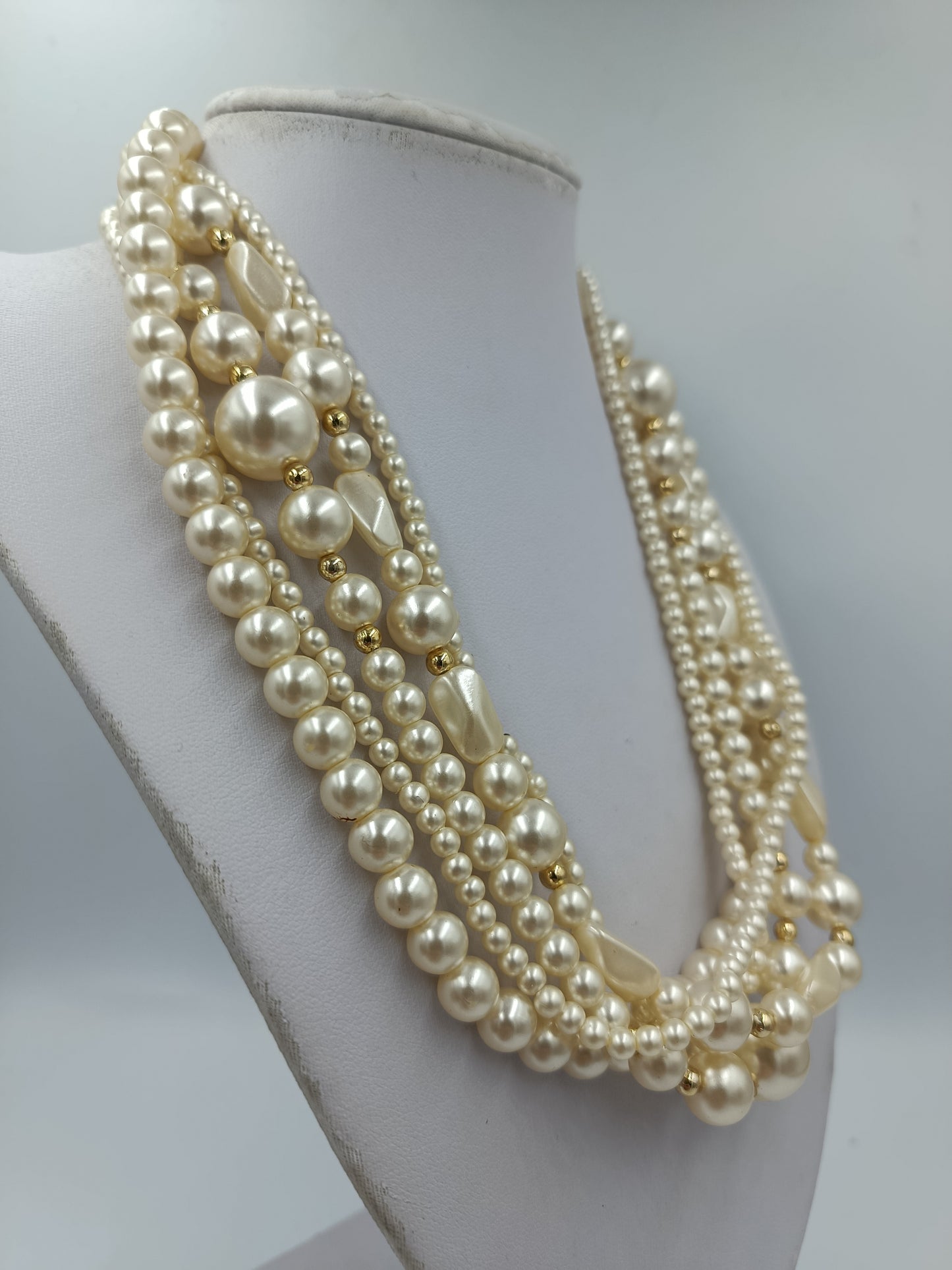 Wunderschöne Statement Perlenkette Mehrreihig Creme Vintage Collier