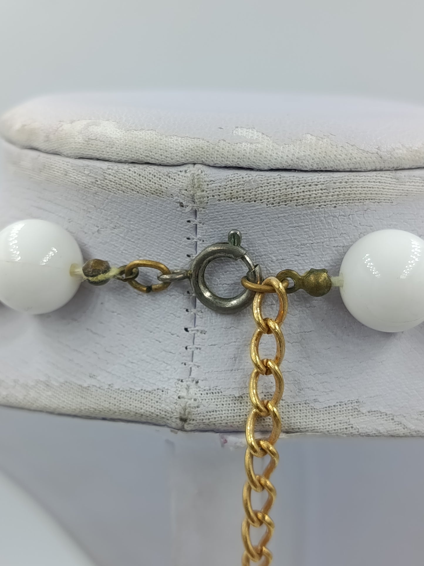Statement Kette Weiß Gold  große Perlen  Tropfen Design