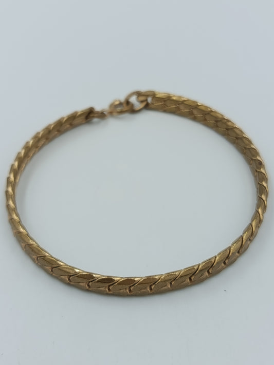 Elegantes Goldfarbenes Vintage Armband im Flecht Design