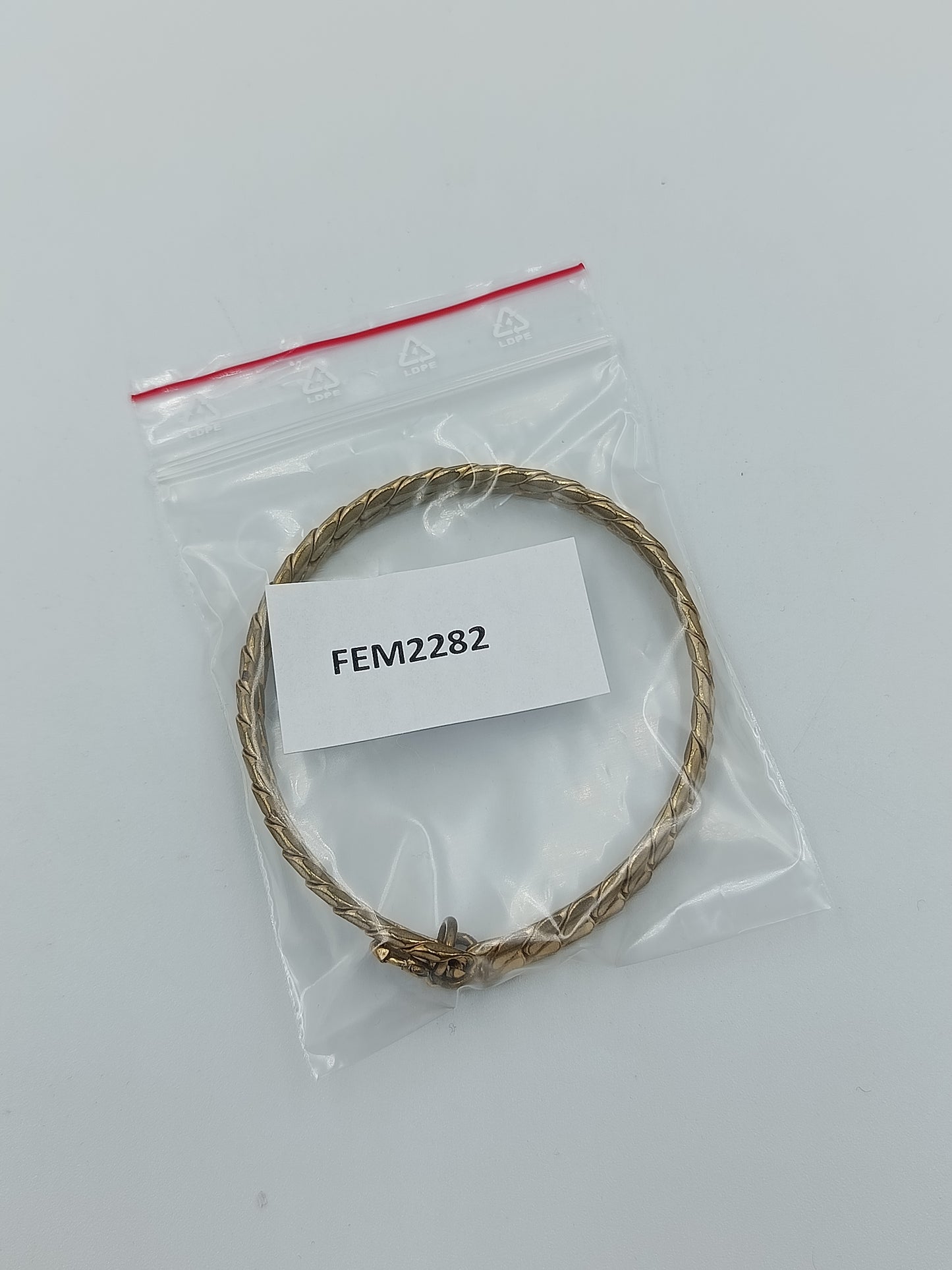 Elegantes Goldfarbenes Vintage Armband im Flecht Design