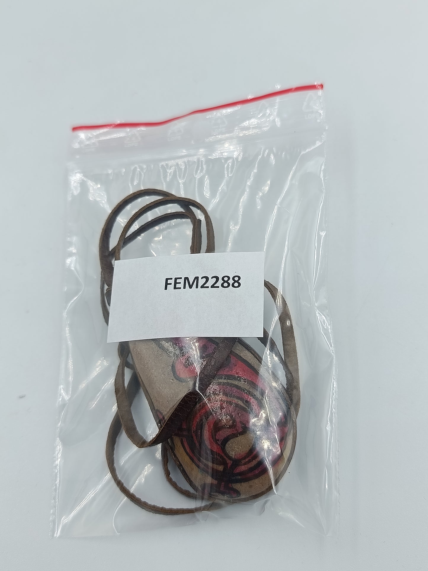 Boho Lederkette mit handbemaltem Anhänger  Unikat im Ethno-Stil