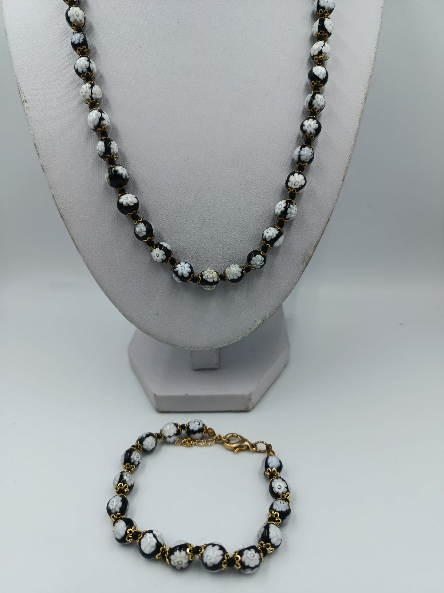Vintage Schmuckset Murano Glas Halskette und Armband Schwarz Weiß Floral